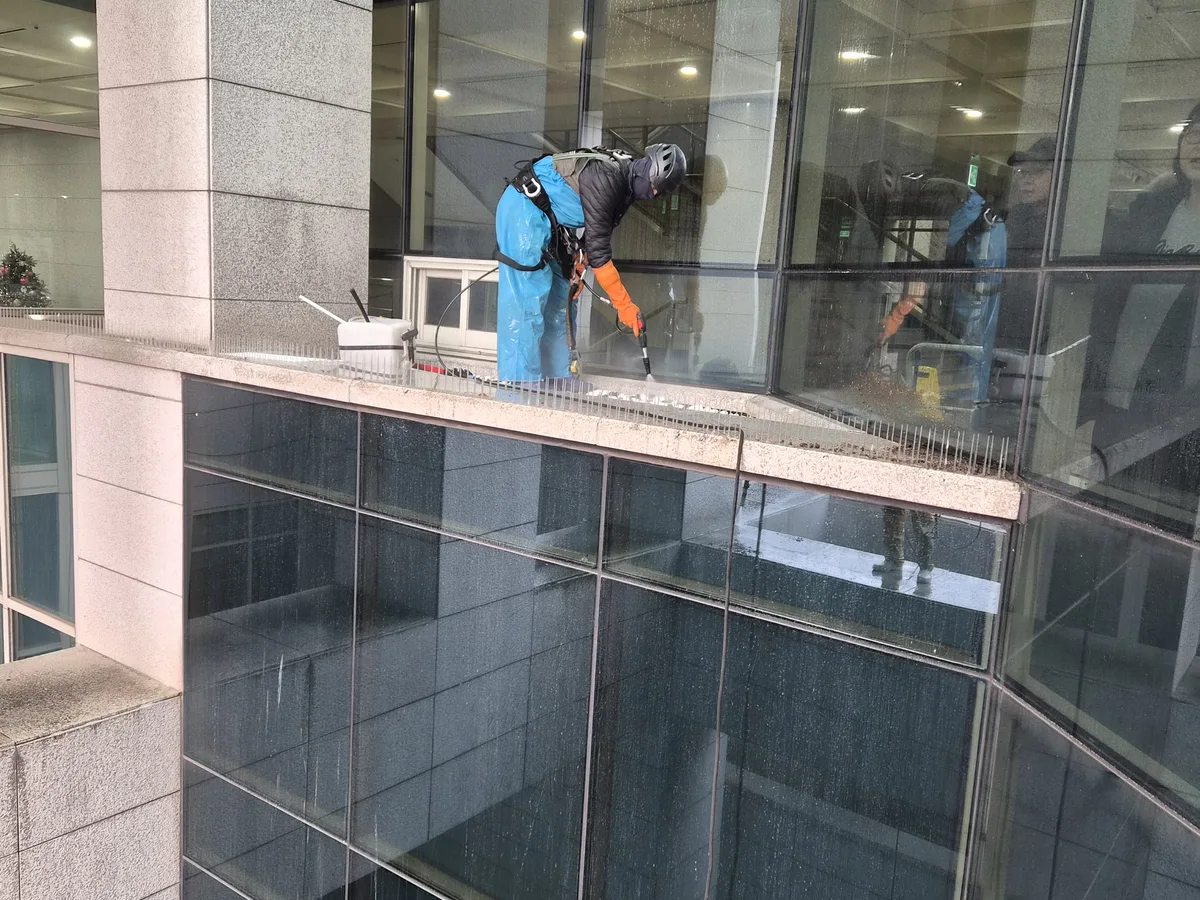 북구 가대동 건물 복도·대기 동선 야간 위생청소 사례 - 행진크린