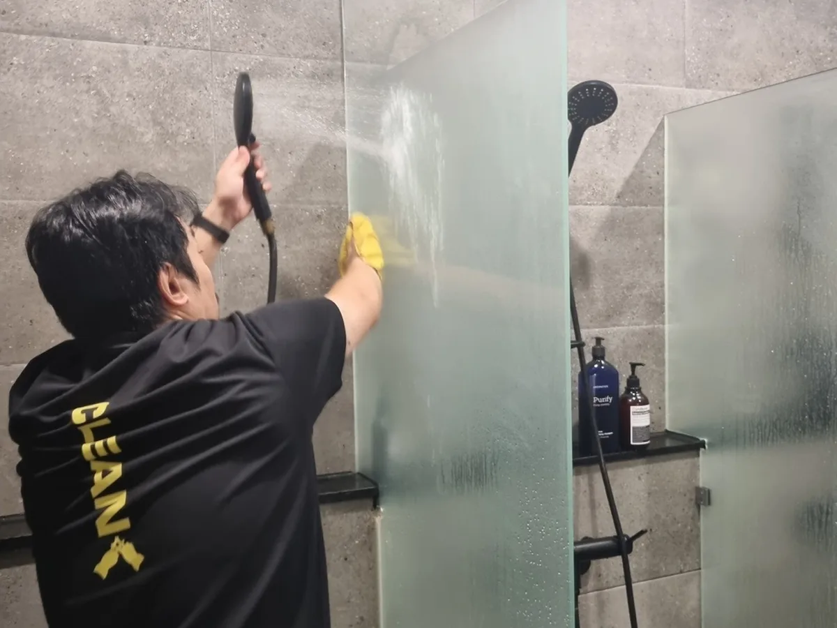 북구 신천동 건물 세면대·파우더룸 바닥 위생청소 사례 - 행진크린